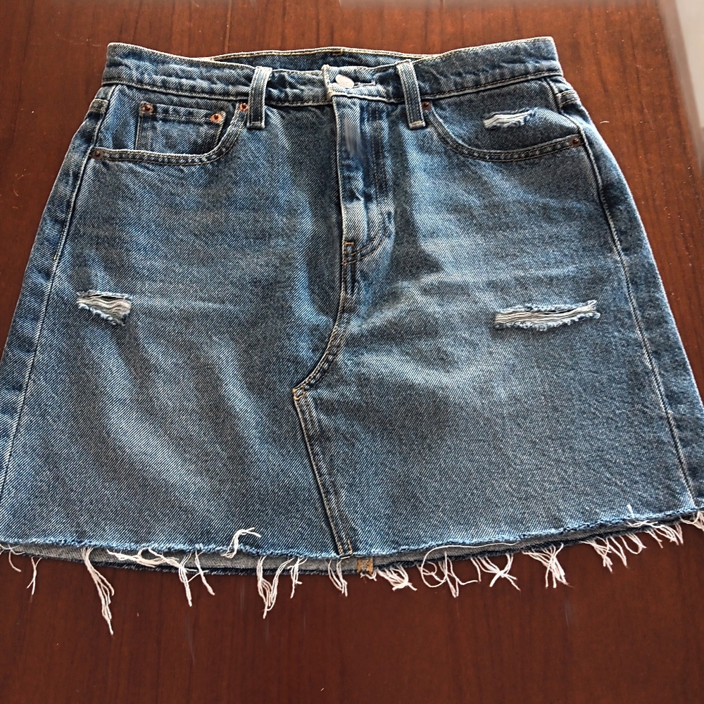 Levi's Mini Denim Skirt Sz 29